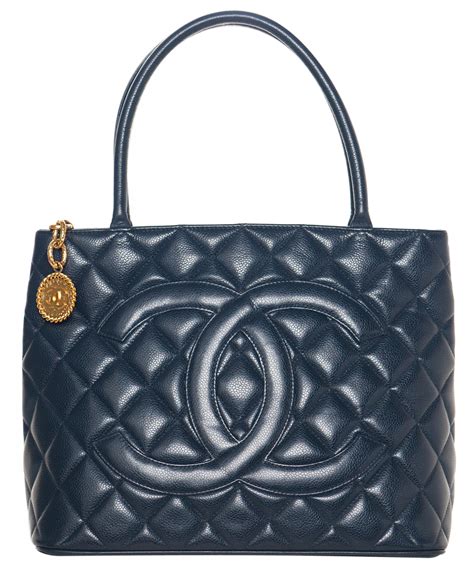 blauwe chanel tas euro|Blauw Dames Chanel Tassen / Tasjes .